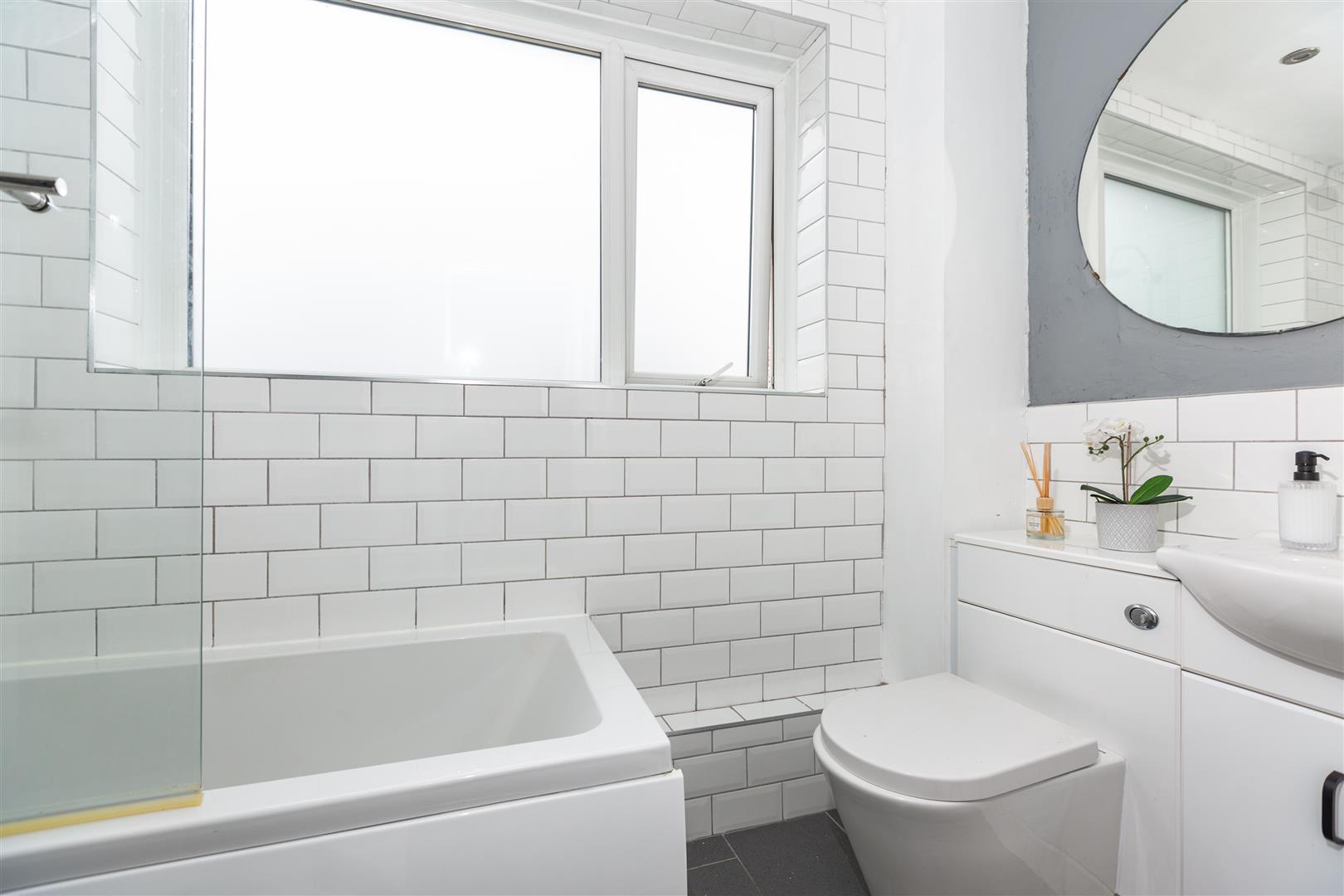 Vivian Street, Swansea, SA1 2LW